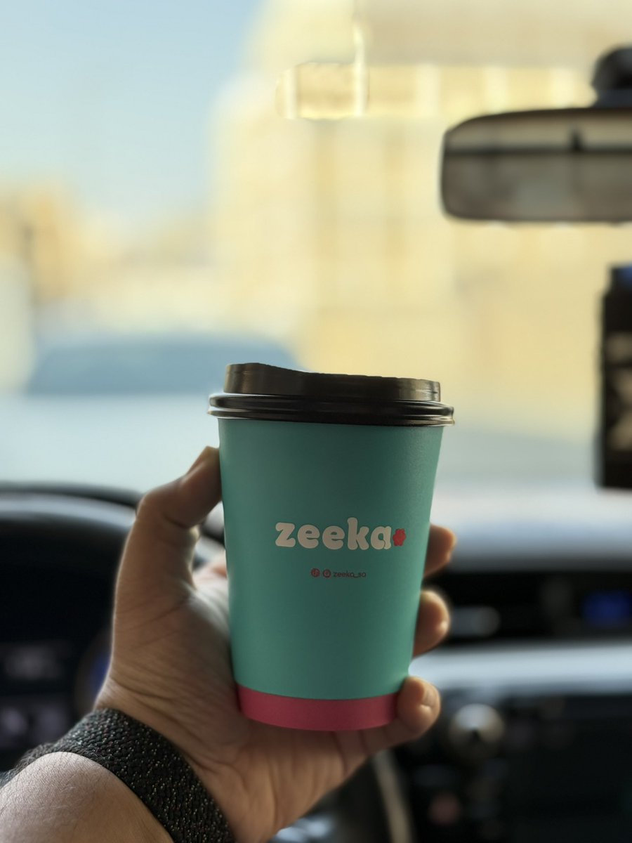 يومٌ فيه ابتسامة، نهاية، وذكريات جميلة ✨
هنا ختام المشوار الدراسي لأكثر من ٣ سنوات، بدايته بمفردي من الصفر ونهايته بجانب من جعلني ابدع و أُثمر في المجال ❤️ 🙌🏼