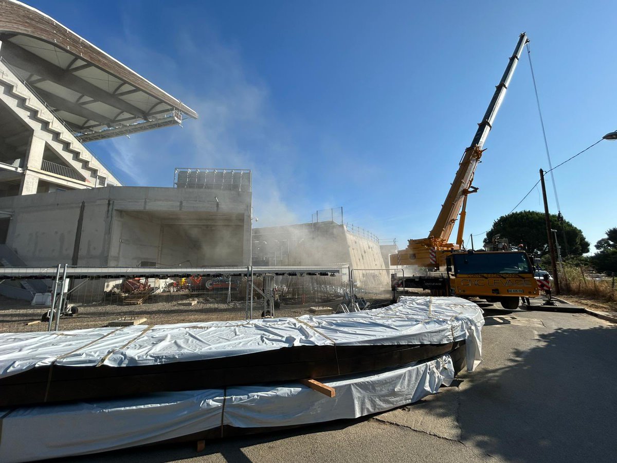 SECBSocios's tweet image. 🔵 𝗦𝗧𝗔𝗗𝗜𝗨 𝗔𝗥𝗠𝗔𝗡𝗗-𝗖𝗘𝗦𝗔𝗥𝗜

Alors que la couverture de la Cahuzac continue, le premier fléau sera levé et installé ce jour du côté de la Petrignani.

𝗖𝗮𝗺𝗽𝗮𝗴𝗻𝗲 𝗱'𝗮𝗱𝗵𝗲́𝘀𝗶𝗼𝗻 𝗷𝘂𝘀𝗾𝘂'𝗮𝘂 𝟰/𝟬𝟳 : sociosbastia.corsica
𝗣𝗲𝗿 𝘂 𝘁𝘂𝗿𝗰𝗵𝗶𝗻𝘂…