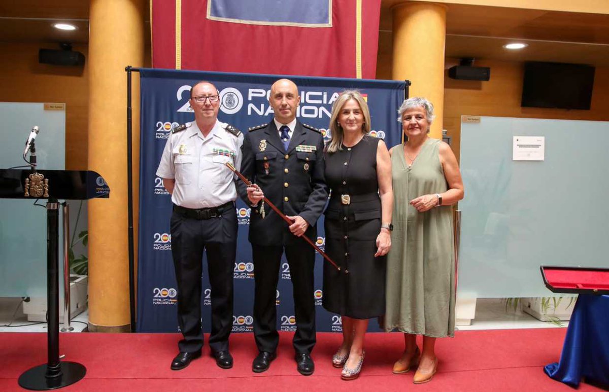 #Política | Tolón afirma sentir "orgullo" de que el PSOE haya reaccionado "echando a los presuntos corruptos" - ENCLM encastillalamancha.es/politica-cat/t…