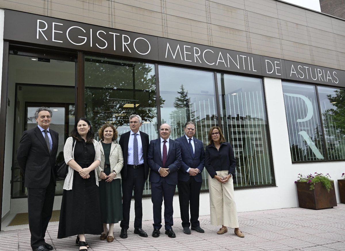 Registradores de España tweet media