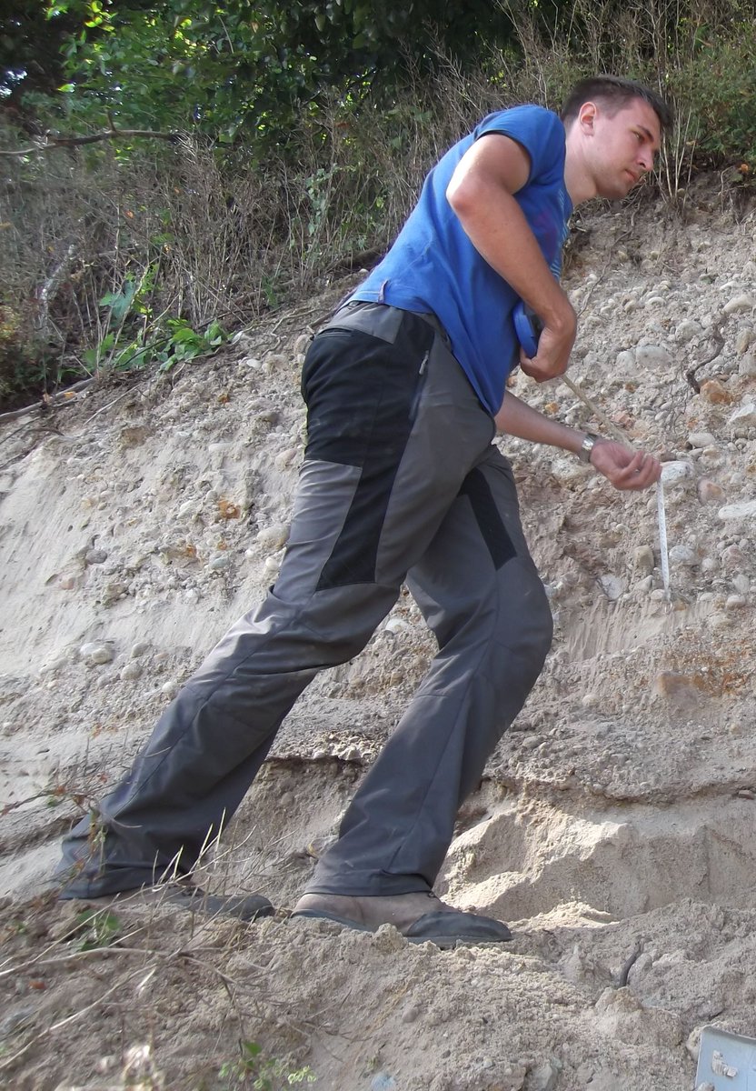 Moskalewicz_D's tweet image. Excited to share that I've been appointed as ECR Officer for the @INQUA =&amp;gt; @terpro_inqua commission! Looking forward to representing #ECR and further contributing to #Quaternary #Geology I decline rumours that I live only with the coasts😋🏞️🗻⛏️🔬see You on @inqua2027india 😁