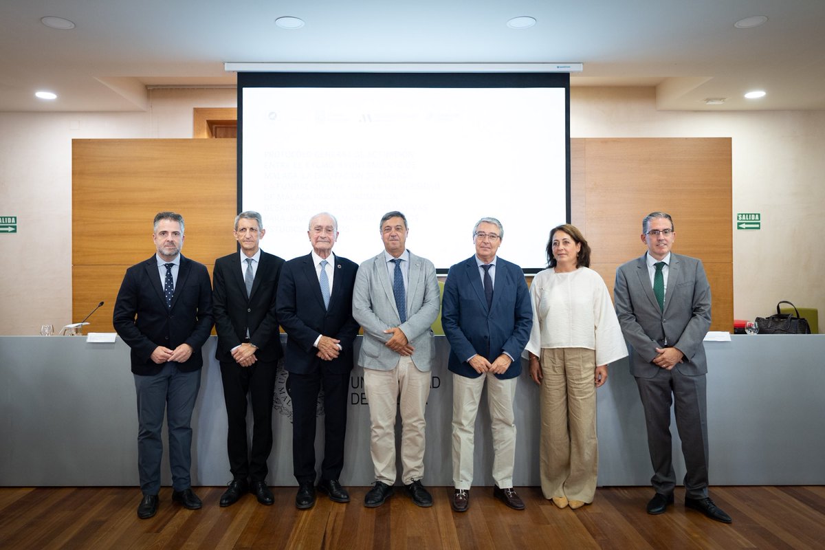 El Ayuntamiento se suma al impulso de la creación de la Cátedra Universitaria de Altos Estudios Europeos e Internacionales de la <a href="/InfoUMA/">Universidad de Málaga</a> junto a <a href="/diputacionMLG/">Diputación de Málaga</a> y <a href="/FundUnicaja/">Fundación Unicaja</a>. Más información 👉 malaga.eu/el-ayuntamient…
