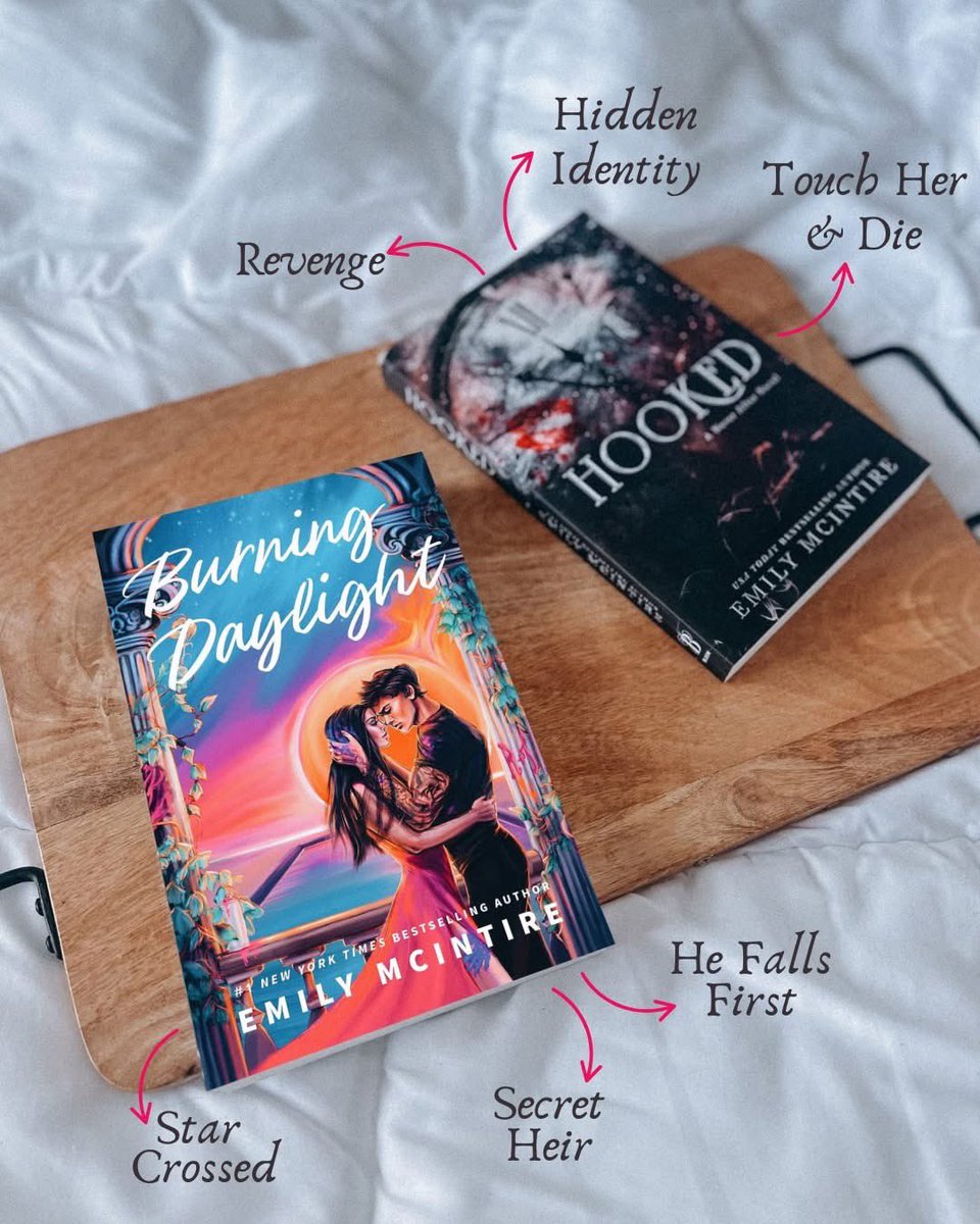 authoremilym's tweet photo. Just two pretty best friends 💖
What is your favorite trope duo? 

Burning Daylight (Defying the Stars, Book 1)
𝗥𝗲𝗹𝗲𝗮𝘀𝗶𝗻𝗴 𝗦𝗲𝗽𝘁𝗲𝗺𝗯𝗲𝗿 𝟯𝟬, 𝟮𝟬𝟮𝟱

👉 Pre-order: https://t.co/Fo0za93SnC
→ Submit preorder proof to get bonus content:https://t.co/XKYSgDUp4i https://t.co/jtwrpIitPF