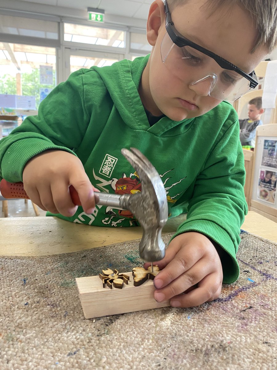 Stoneyburn Primary School & ELC (@stoneyburnps) on Twitter photo Wonderful woodworking in action in our ELC where these confident individuals created their unique designs <a href="/PeteMoorhouseEY/">Pete Moorhouse</a> <a href="/froebeledin/">Edin Froebel Network</a> <a href="/WL_Equity/">WL Equity</a> <a href="/WL_UNCRC/">WL UNCRC Collaborative</a> #BeingMe Wonderful woodworking in action in our ELC where these confident individuals created their unique designs <a href="/PeteMoorhouseEY/">Pete Moorhouse</a> <a href="/froebeledin/">Edin Froebel Network</a> <a href="/WL_Equity/">WL Equity</a> <a href="/WL_UNCRC/">WL UNCRC Collaborative</a> #BeingMe