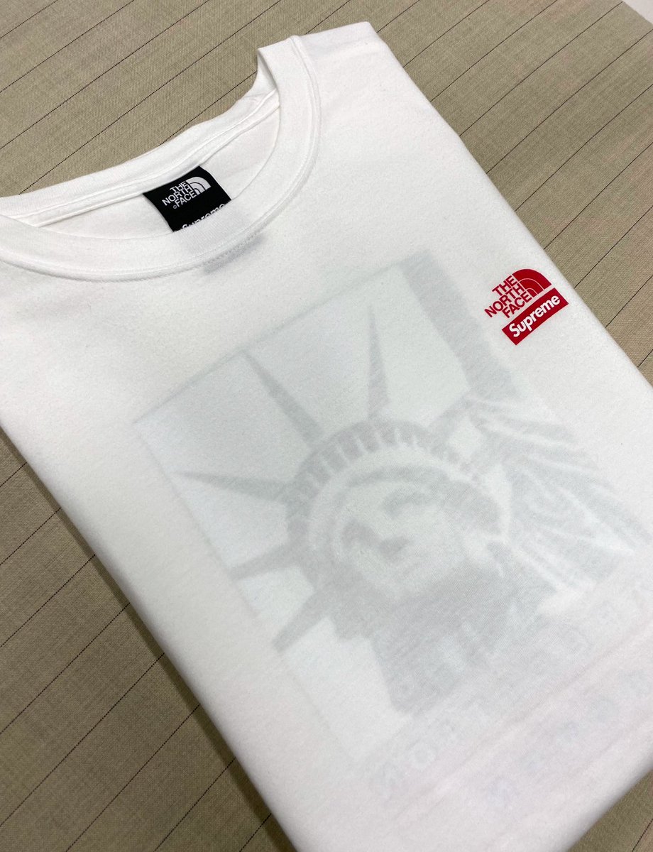 oreno_dry's tweet image. Supreme Liberty Tee

白tシャツは首元黄ばみが主です
そこにフォーカスした
染み抜き剤を開発しています
商品化したいけど難しいやろな

#supreme #NorthFace #シュプリーム