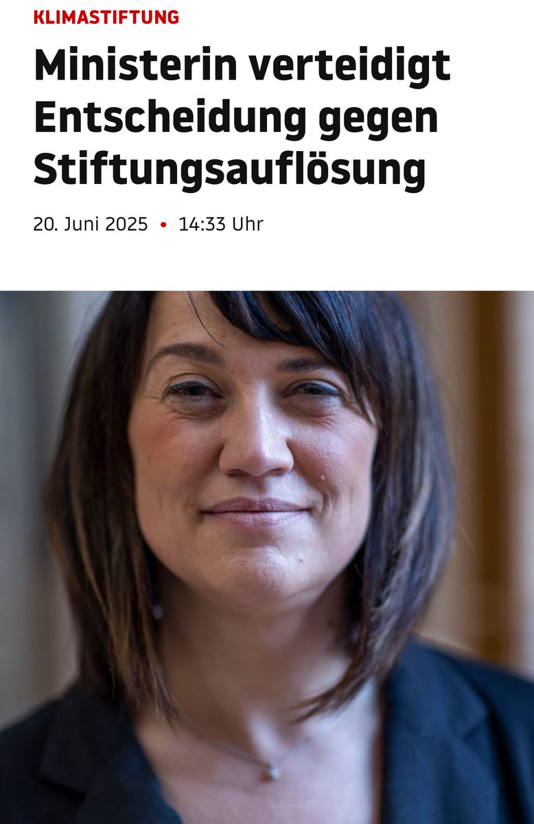 Kenny_cdu's tweet photo. Justizministerin Bernhardt #dielinke #verteidigt die #Klimastiftung MV – trotz verbrannter #Akten, Gazprom-Geld und politischer Verantwortung. Wer sich dabei hinter „Recht &amp; Gesetz“ versteckt, ignoriert den massiven Vertrauensverlust. Diese #Stiftung gehört endlich aufgelöst. https://t.co/RNHhfiHMtv