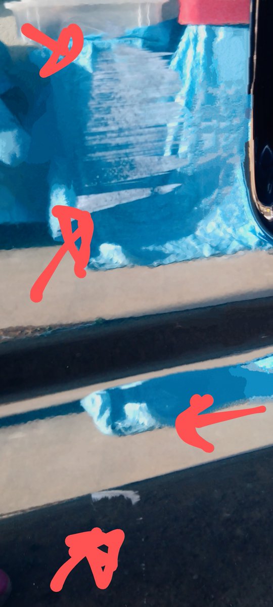 Mikazukicococo's tweet image. 土曜深夜に 大洗で車を傷つけられました（泣）去年の秋に買った車です！ ドアを思いっきりガン！と ぶつけた傷です！ ドラレコを付けていますが 逃げますか？ 怖くないのですか？ 被害届を出そうか検討中です！
#大洗
#海門橋
#ドラレコ
#当て逃げ