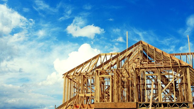 amy_lightbody's tweet photo. Housing starts plunge 10% in May to lowest level since 2020 https://t.co/HBIZFHHx6g https://t.co/xKqxDgRDh8