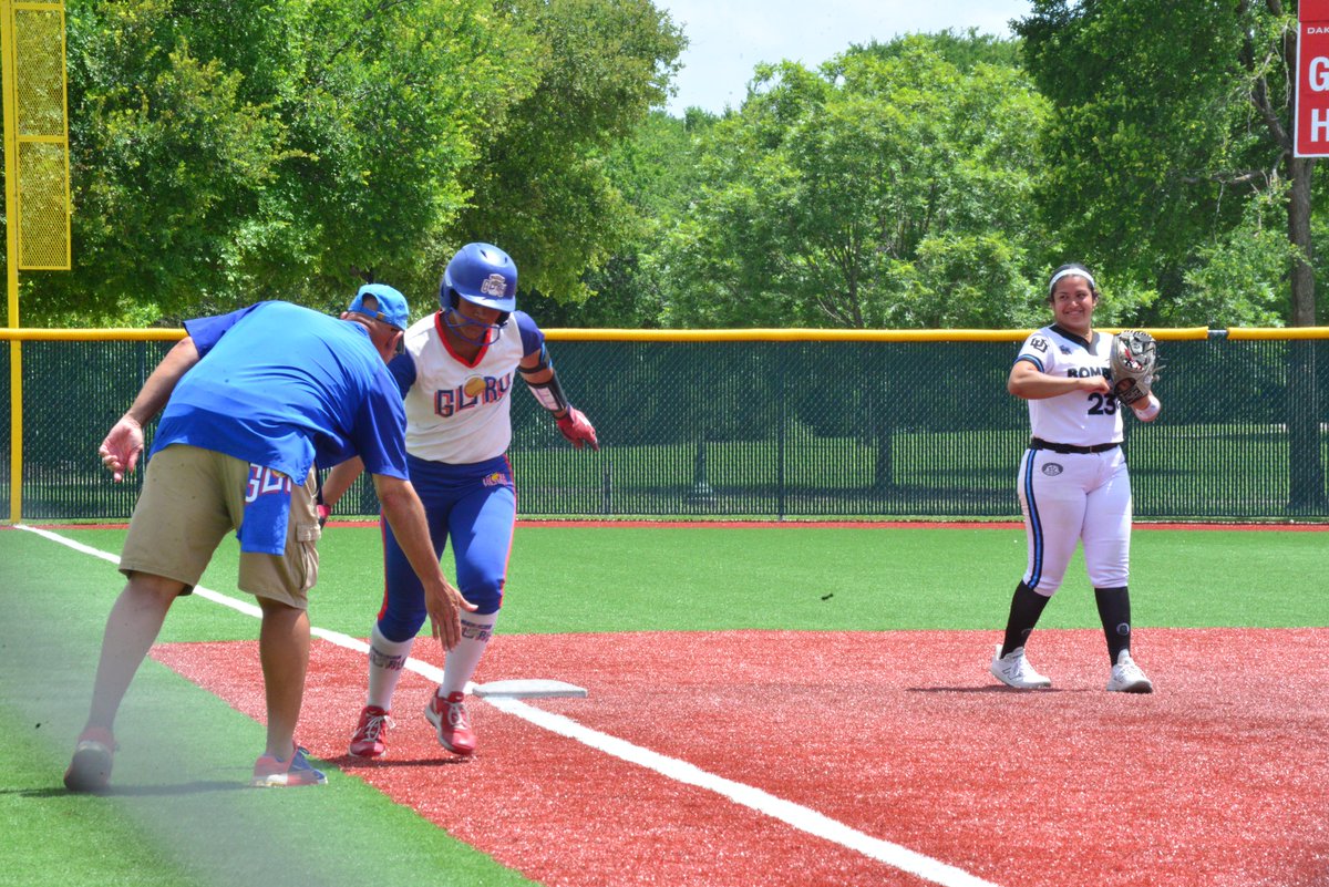 Melissa 2026 Kennedy Bradley (Florida) homered in the TFL champ game on Sunday for Texas Glory vs Bombers Gold. Glory won 7-4 in ITB. Bradley won a state title this season and her accolades included District MVP, state all-tournament team, TGCA all-state, GM Sports Media All-Area