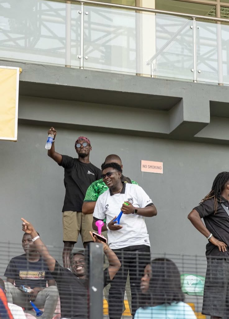 blvckboy_BJ's tweet image. Never had a game day picture without her @the_urbanwoman featuring.