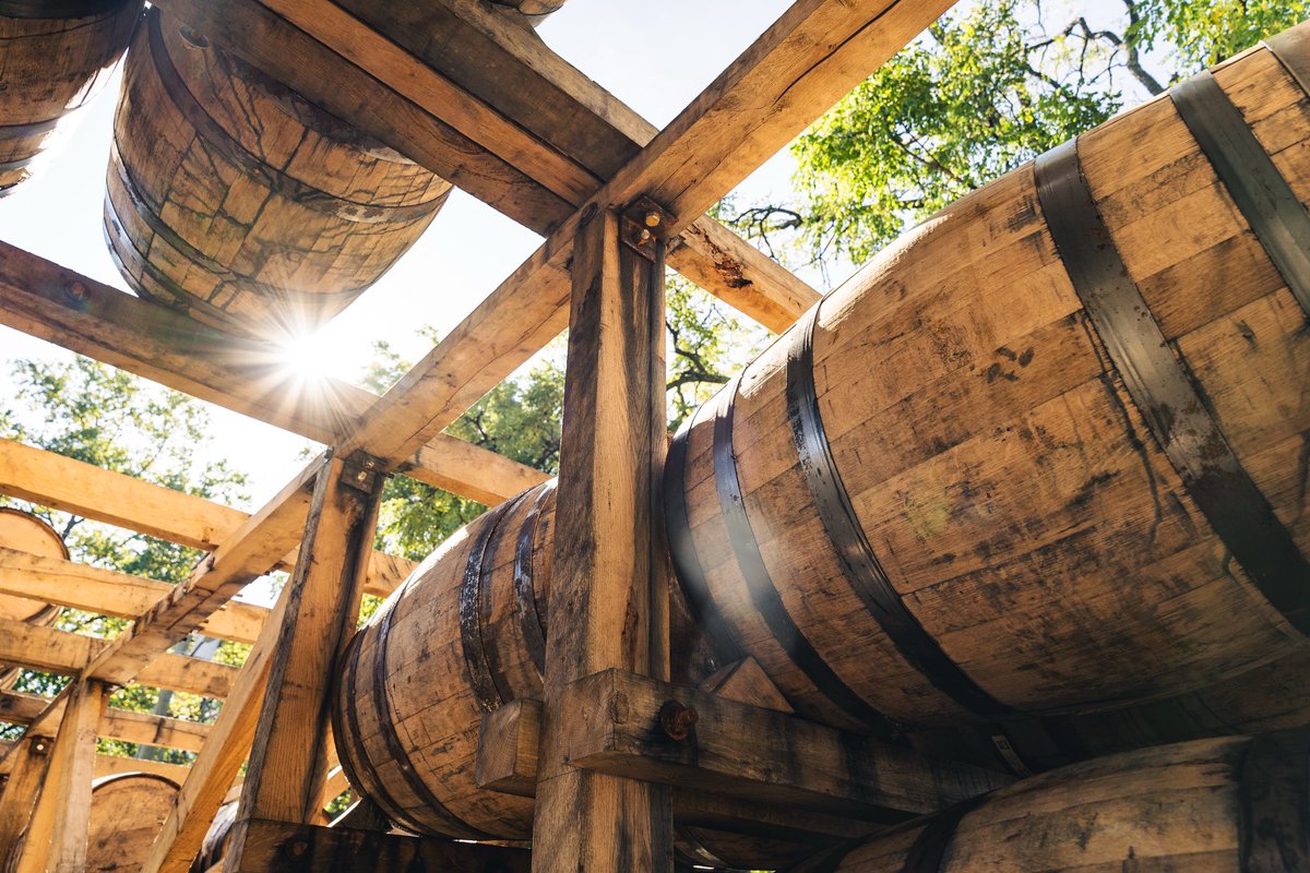 🥃 Less than 75 days away from the 2025 Kentucky Bourbon Festival. We might be daydreaming—but can you smell the bourbon already? The countdown is on for the best weekend in Bardstown, the Bourbon Capital of the World—September 5–7! #bourbon #whiskey #kybourbonfestival