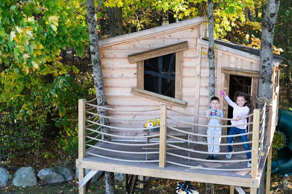 📣 CAMP SNACK APPROVED! 🏕️🍪⁠
⁠
Packing for camp? ✨ For a limited time, get 20% OFF your order with code: CAMPREADY⁠
Now through 6/26!⁠
⁠
#AllergyFriendly