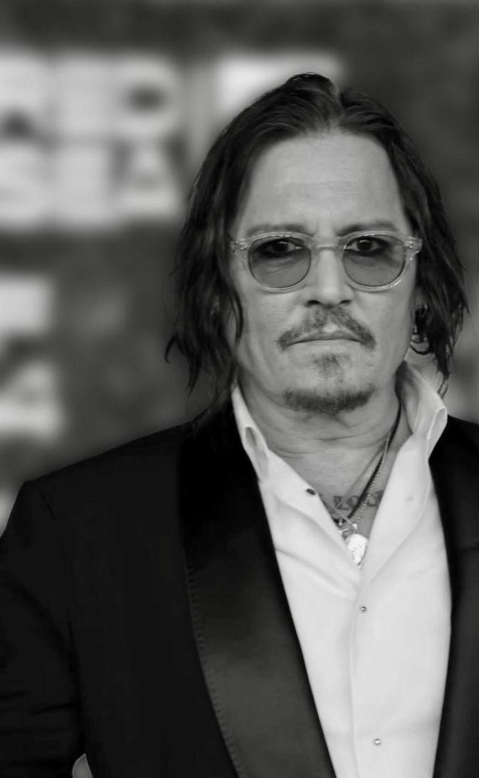 NicoleH9916's tweet image. Johnny Depp deserves an apology from all those who dropped and condemned him and sneaked cowardly before the facts were on the table 

#JohnnyDepp
#JohnnyDeppDeservesAnApology 
#JusticeForJohnnyDepp
#JohnnyDeppIsASurvivor 
#IStandWithJohnnyDepp