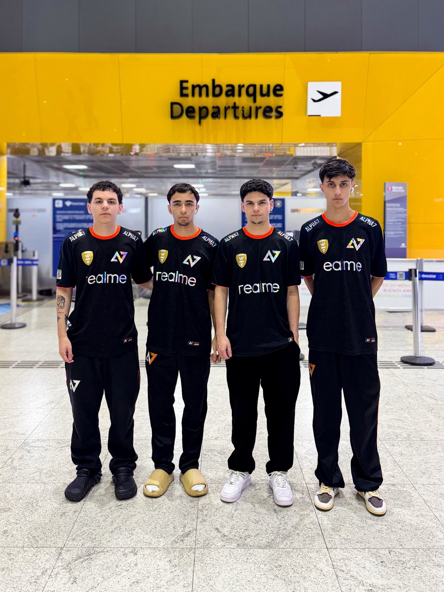 Partiu, PUBG MOBILE HONG KONG INVITATIONAL 🇨🇳

Estamos voando novamente para a China onde jogaremos o PMHI que acontecerá entre os dias 27 à 29/06 🔥

Nossa preparação ainda não acabou, vamooos 🇧🇷

#GOA7 #PUBGM #PMHI