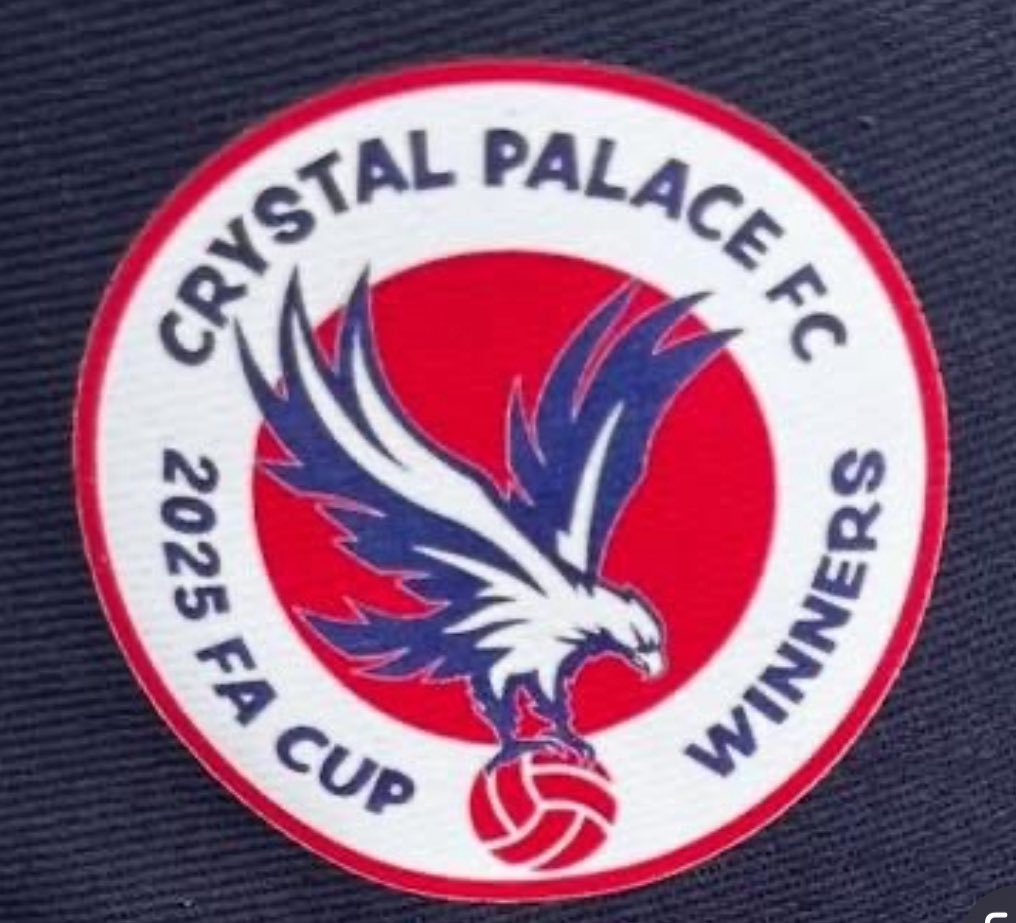 WhyteleafeEagle's tweet photo. 2025 Fa cup Winners 
Bucket Hats back instock 
Ideal for your holidays and festivals etc 
Child sizes also available 
£12 each plus £3.50 postage 
Please Dm if interested ❤️💙 https://t.co/XcrFbw67Ks