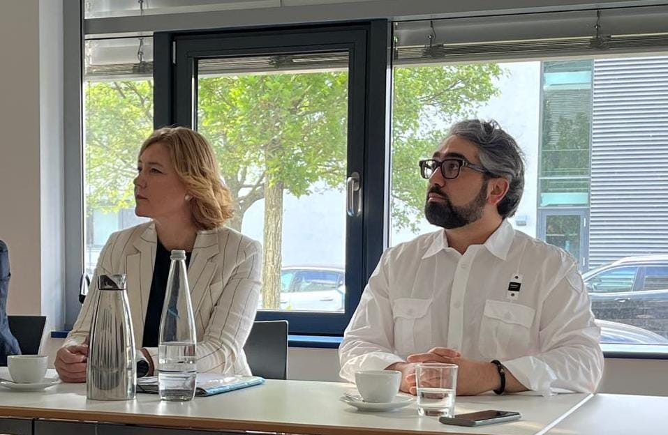 Exchanging views this morning with the <a href="/EU_Commission/">European Commission</a> Executive Vice-President for #TechSovereignty, #Security and #Democracy - <a href="/HennaVirkkunen/">Henna Virkkunen</a> from Finland - was truly an honour and a pleasure!

Many thanks to everyone involved, both in Brussels and here in Berlin.