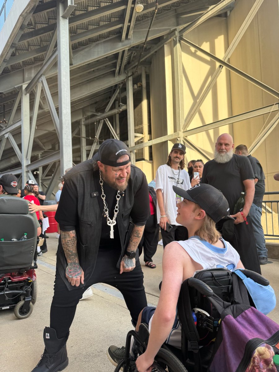 Dream On 3 (@dream_on_3) on Twitter photo Dreamer Bryson gifted <a href="/JellyRoll615/">Jelly Roll</a> a <a href="/Dream_On_3/">Dream On 3</a> hat, and he wore it the entire set at #buckeyecountrysuperfest. 🤯 Dreamer Bryson gifted <a href="/JellyRoll615/">Jelly Roll</a> a <a href="/Dream_On_3/">Dream On 3</a> hat, and he wore it the entire set at #buckeyecountrysuperfest. 🤯