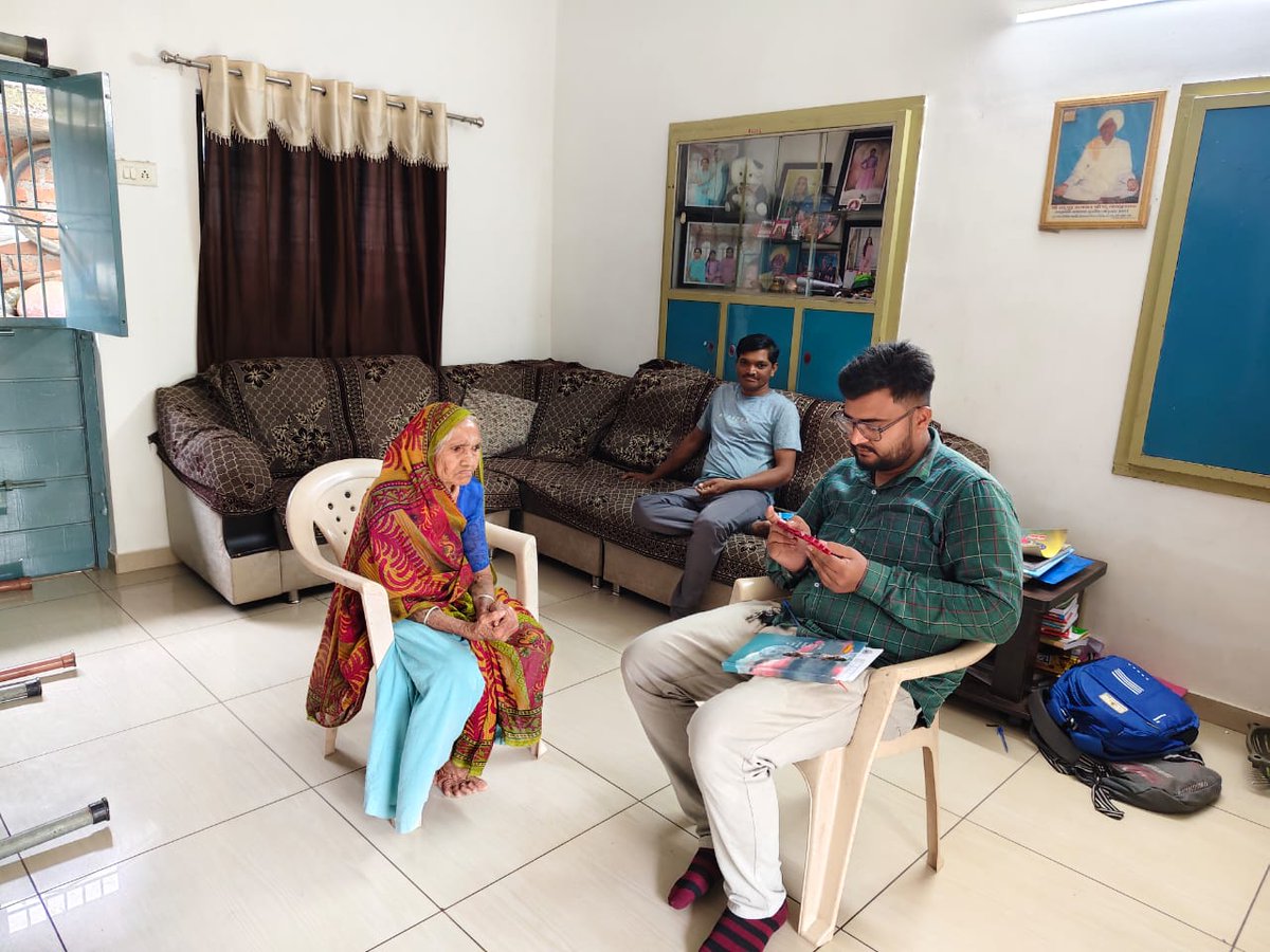 DharapurSbcc's tweet image. આયુષ્માન આરોગ્ય મંદિર ધારાપૂર ના સેજા ના બોલુંદ્રા ગામ માં ટી.બી.પેશન્ટ ની વિઝીટ કરવામાં આવી..આભાર 
AAM - DHARAPUR 
PHC- CHITRODA 
TA-IDAR @CdhoSabarkantha @THOIDAR @IdarSbcc @SBCCSk