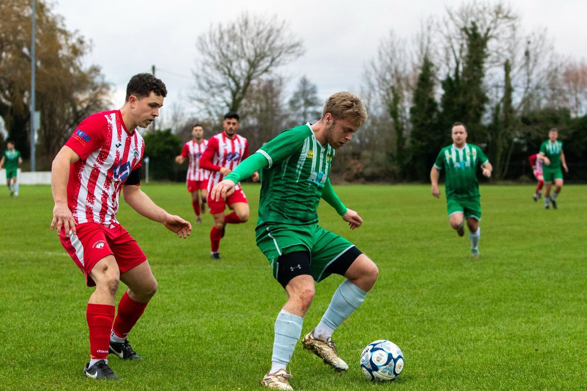 Cribbs Football Club (@cribbsfc) on Twitter photo ๐๐๐ฅ๐๐ฒ๐๐ซ ๐๐๐ฐ๐ฌ๐
Joining our 1st XI squad for the coming season is <a href="/Lucoponsillo1/">Luco Ponsillo</a>
Manager <a href="/ryancrouch93/">Ryan Crouch</a> had this to say on his latest addition๐ฃ๏ธ
โLuco is very unique player, can play anywhere in the front areas and has lots of quality. He is quick, technically very ๐๐๐ฅ๐๐ฒ๐๐ซ ๐๐๐ฐ๐ฌ๐
Joining our 1st XI squad for the coming season is <a href="/Lucoponsillo1/">Luco Ponsillo</a>
Manager <a href="/ryancrouch93/">Ryan Crouch</a> had this to say on his latest addition๐ฃ๏ธ
โLuco is very unique player, can play anywhere in the front areas and has lots of quality. He is quick, technically very