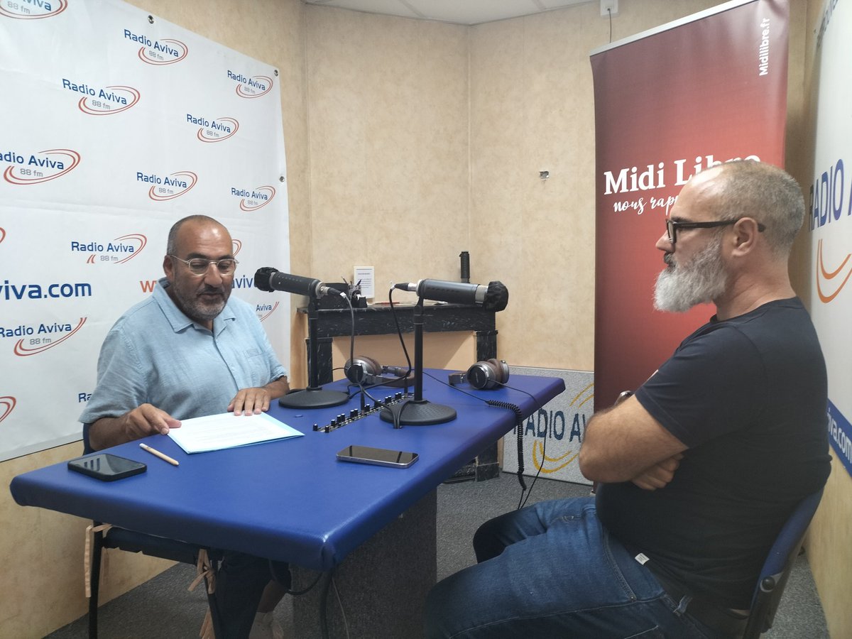 Flint (@flint_company) on Twitter photo En direct de <a href="/RadioAviva34/">RADIO AVIVA MONTPELLIER</a> !
On y parle de l'impact de l'IA dans le domaine de la santé.
Une suite logique de notre conférence #medtech_ia !
#IA #medtech En direct de <a href="/RadioAviva34/">RADIO AVIVA MONTPELLIER</a> !
On y parle de l'impact de l'IA dans le domaine de la santé.
Une suite logique de notre conférence #medtech_ia !
#IA #medtech