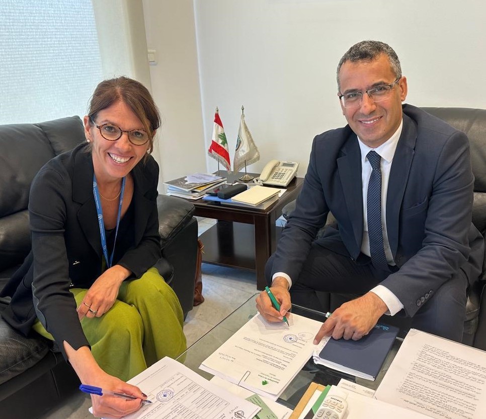 FAO in Lebanon (@faolebanon) on Twitter photo وقّعت <a href="/FAOLebanon/">FAO in Lebanon</a> <a href="/MoaLebanon/">Lebanese Ministry of Agriculture</a> اتفاقية جديدة ضمن برنامج التعاون الفني بهدف انجاز التحضيرات اللازمة لإطلاق الإحصاء الزراعي الشامل في🇱🇧.
تشكل هذه المباردة استجابةً للحاجة الملحة إلى بيانات محدثة إذ إن آخر مسح زراعي زراعي شامل أُجري في لبنان عام 2010 وقّعت <a href="/FAOLebanon/">FAO in Lebanon</a> <a href="/MoaLebanon/">Lebanese Ministry of Agriculture</a> اتفاقية جديدة ضمن برنامج التعاون الفني بهدف انجاز التحضيرات اللازمة لإطلاق الإحصاء الزراعي الشامل في🇱🇧.
تشكل هذه المباردة استجابةً للحاجة الملحة إلى بيانات محدثة إذ إن آخر مسح زراعي زراعي شامل أُجري في لبنان عام 2010