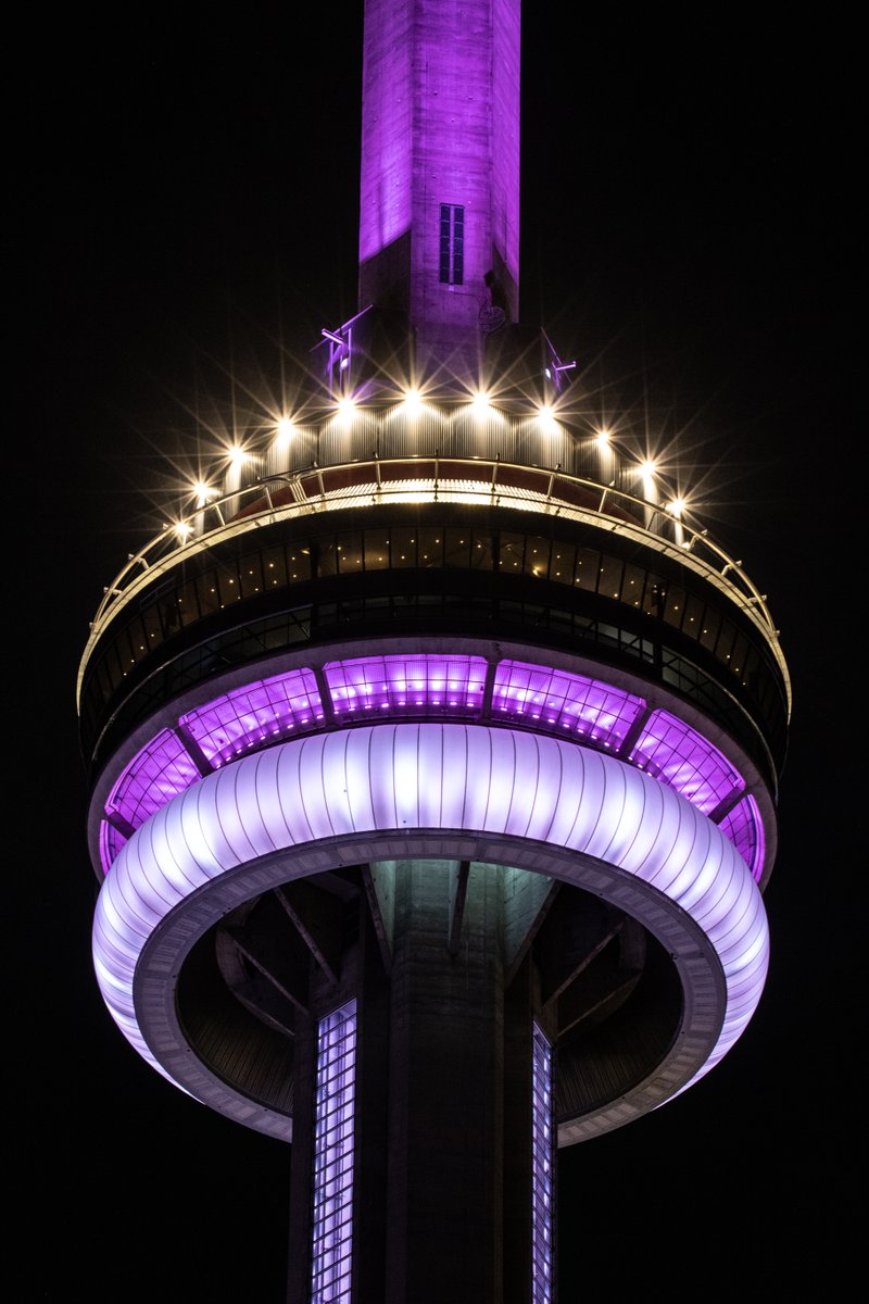 Tonight the #CNTower will also be lit purple and white for X-linked hypophosphatemia (XLH) Awareness Day / Ce soir, la #TourCN sera également illuminée en violet et blanc pour la Journée de sensibilisation à l'hypophosphatémie liée au chromosome X (XLH)