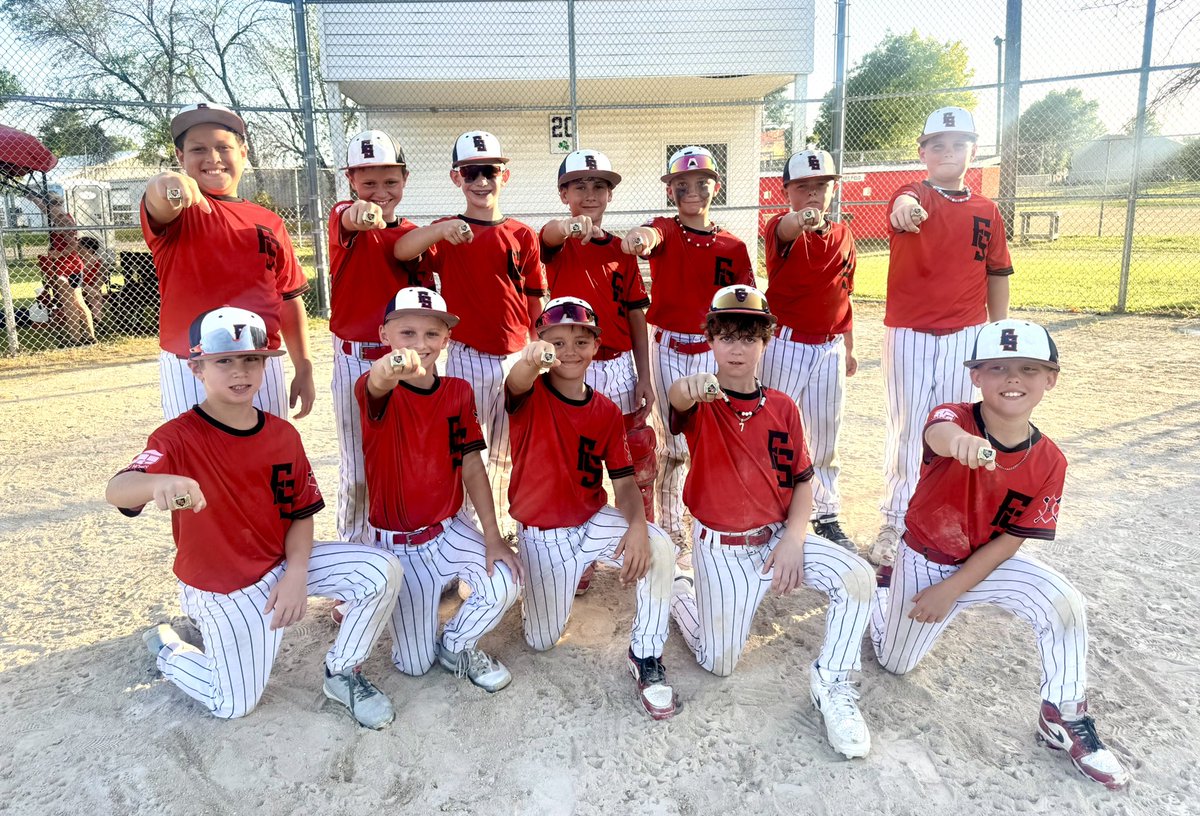 It might not have been played on turf, but these Jamison’s Future Swings 9u athletes reigned supreme during Future Champions Sports Complex’s Turf Slugfest, bringing home championship rings. What a fun group of athletes to watch! ⚾️💍🙌 #JacksonvilleIL #FutureSwings
