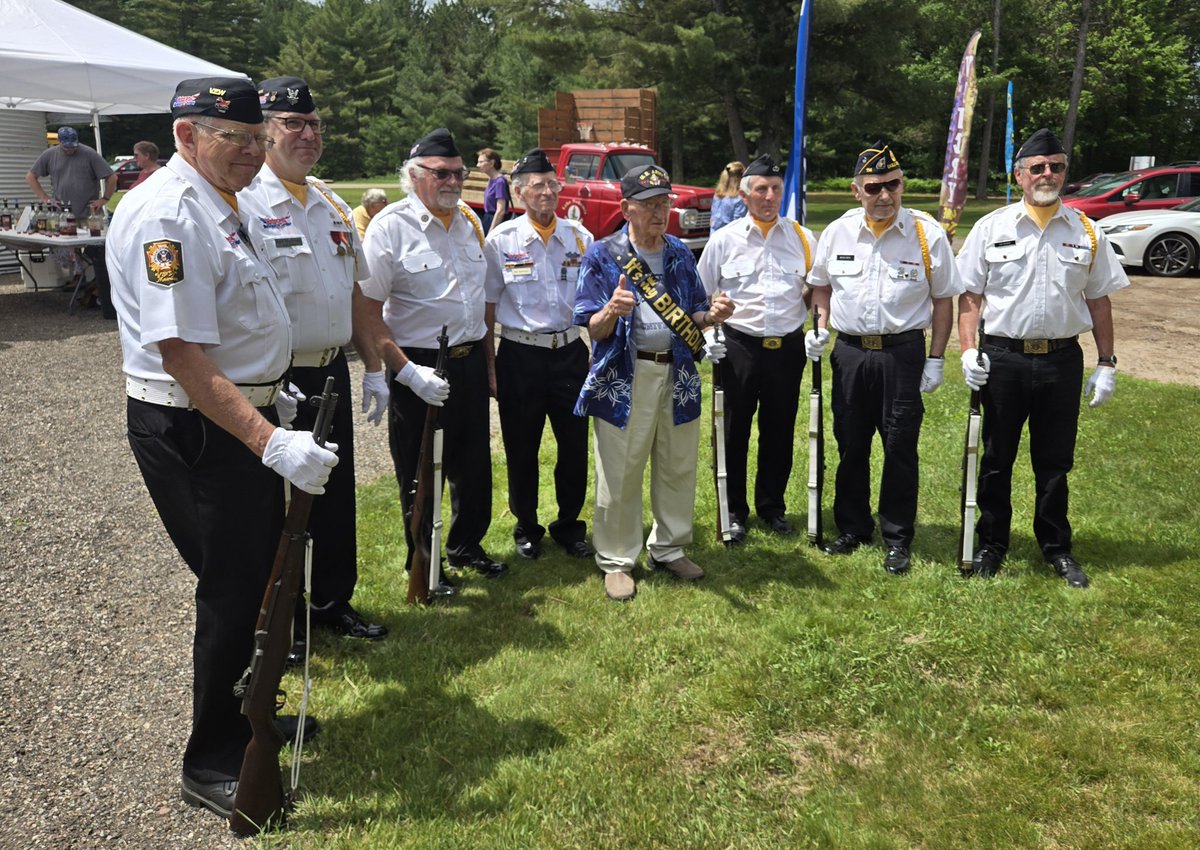 sweak1's tweet image. Last weekend, it was my honor to present a citation on behalf of @MaryFelzkowski and myself to Walter Gorlewski on his 100th birthday. Walter is a WWII veteran. He has earned many awards, including 4 bronze battle stars, 3 overseas service bars, and the good conduct medal. 🇺🇸