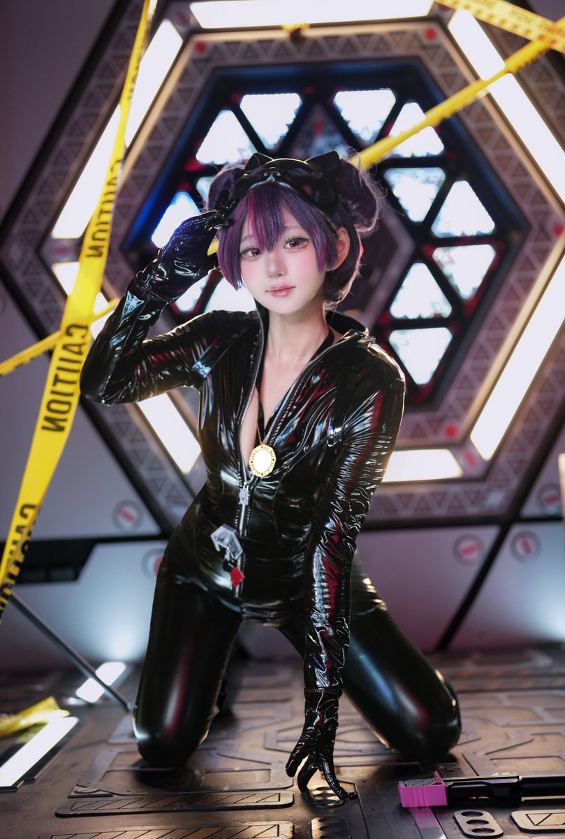 Escape Queen

#nikke #cosplay #Quency #コスプレ