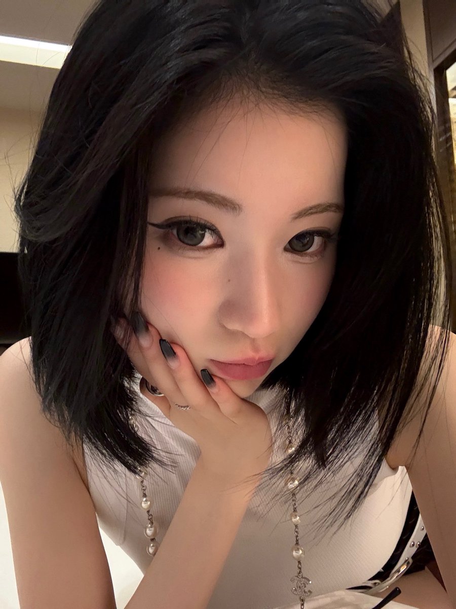 picbaemon's tweet photo. ASA WEVERSE UPDATE https://t.co/irTqKX3ksm