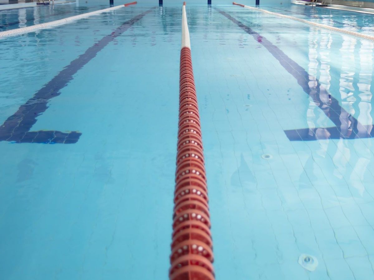 WARMINGTON: Only in Toronto would swimming pools be closed because it's too hot torontosun.com/news/local-new…