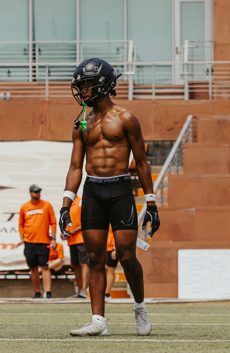 🥷🏝️ 
Win The Day.