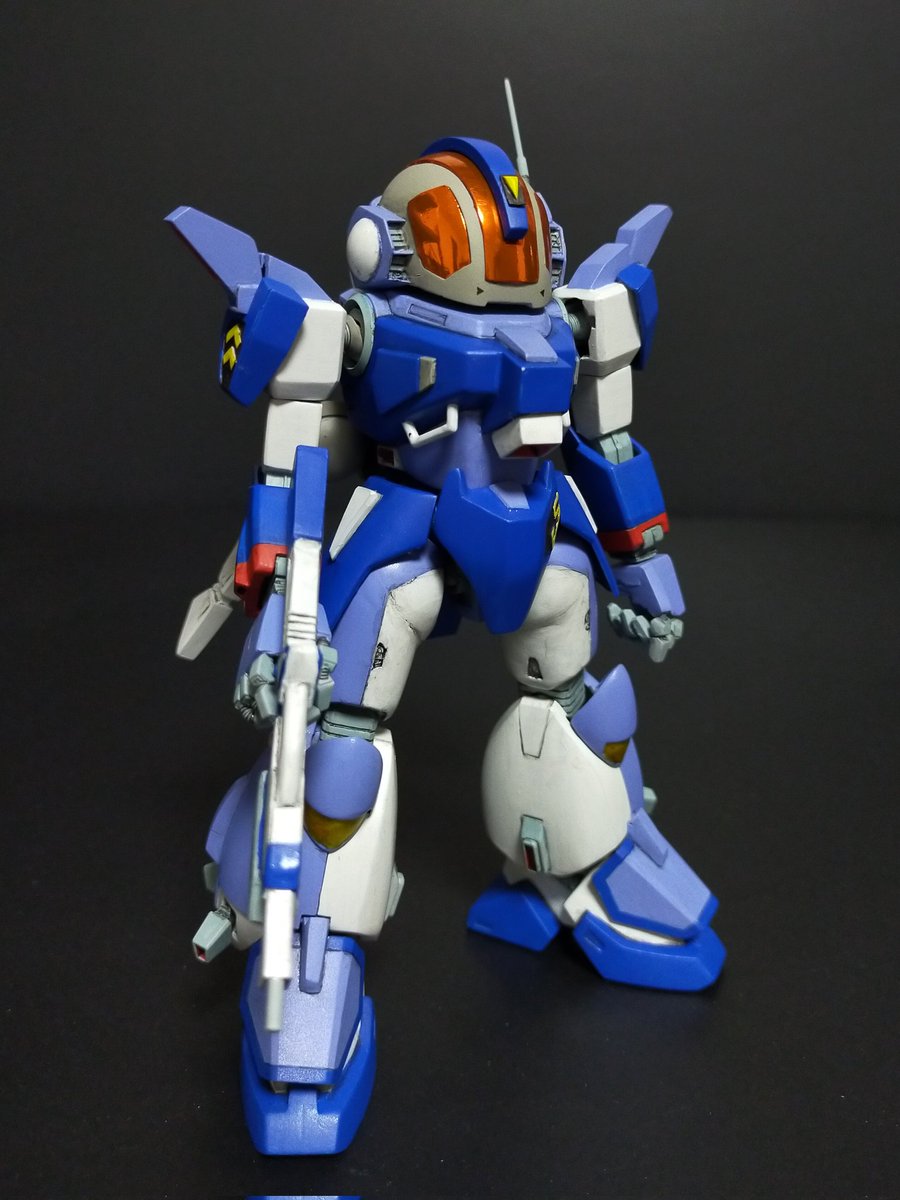 uQxKWe9od7G4beR's tweet image. 皆さん
今晩は🎵
お待たせしました!
グレイドス完成報告行きます。
今回、4ヶ月で完成させましたが、
6月の追い込みはキツかったので、正味5ヶ月かなと言う所です。
今回、少ない資料を参考に再現してますが、バイザーには手は付けませんでした。
続く。
#レイズナー40周年
#グレイドス
#オフズナー