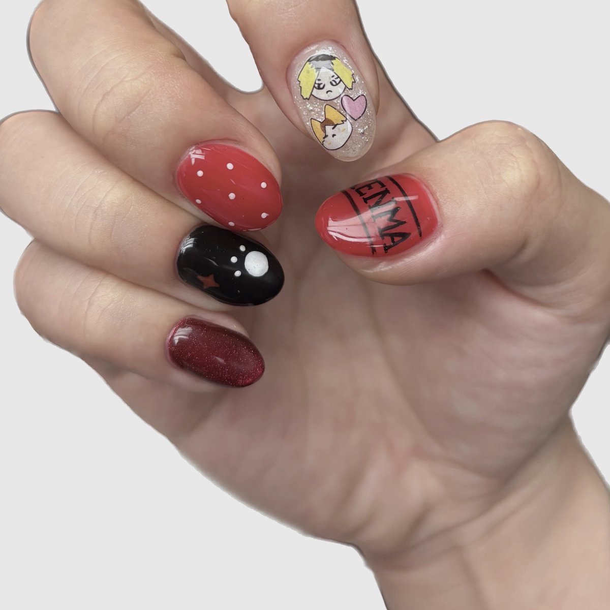 종강한 기념으로 남찡구 네일 했어요 ( σ̴̶̷̤ .̫ σ̴̶̷̤ )♡