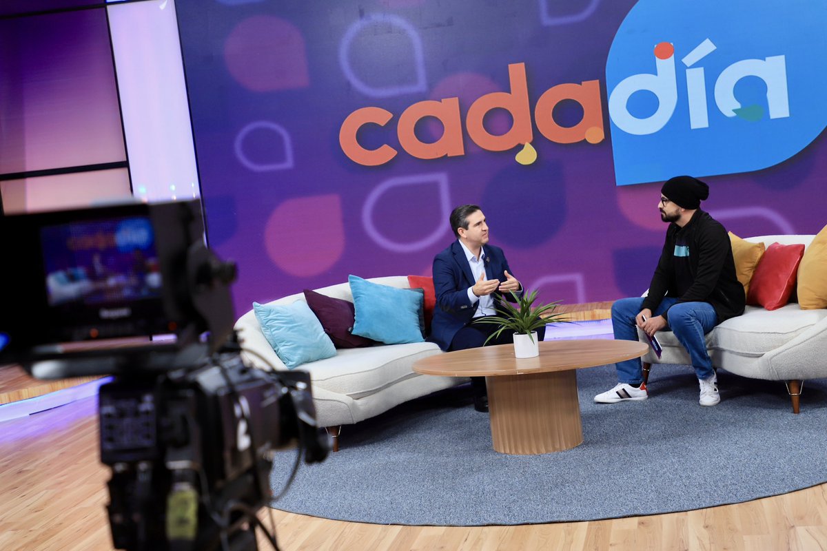 🎥💙 ¡Gracias TV4!
Agradecemos de corazón al equipo del programa Cada Día por abrirnos las puertas y permitirnos compartir el trabajo que realizamos en <a href="/difgente/">DIF Estatal Guanajuato</a> por el bienestar de las familias guanajuatenses.

Seguiremos sumando esfuerzos para construir un estado con más amor,