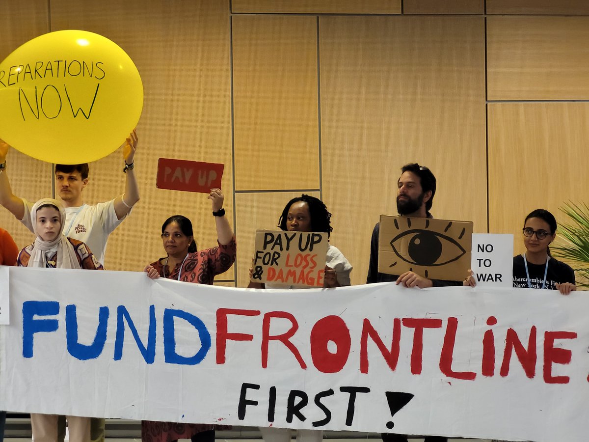 Climate Action Network International (CAN) (@canintl) on Twitter photo There's an urgent need for grant-based #LossAndDamage finance!
As we move from #Baku to #Belém, we joined the <a href="/LossDamageYouth/">Loss and Damage Youth Coalition</a> at the #SB62 with a clear message:
đź’°Fund the frontlines first
🛑Stop the cycle of delay
Real climate action is needed now! There's an urgent need for grant-based #LossAndDamage finance!
As we move from #Baku to #Belém, we joined the <a href="/LossDamageYouth/">Loss and Damage Youth Coalition</a> at the #SB62 with a clear message:
đź’°Fund the frontlines first
🛑Stop the cycle of delay
Real climate action is needed now!