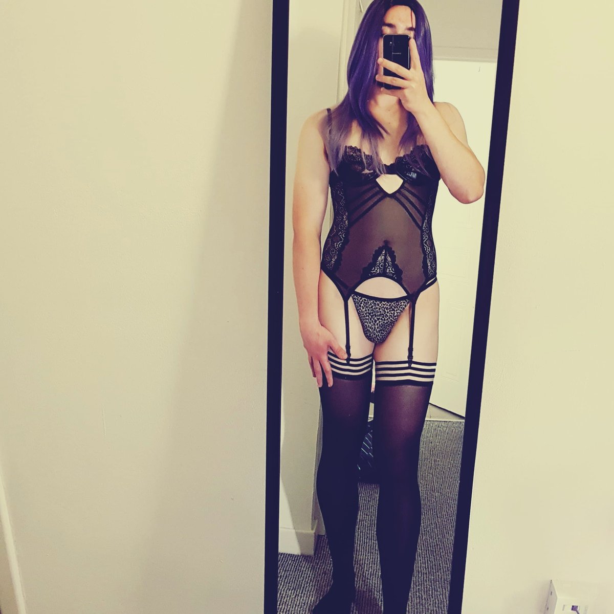 MiaCD69's tweet photo. Hello guys Whats do u Think? Rate me please 1-10 :>
#crossdressers #femboycute #lingerie #sissyslave #xdressing #transmodel #transgender #fit #xdrag #crossdressermodel #ladyboy https://t.co/rhnC3E6IUj