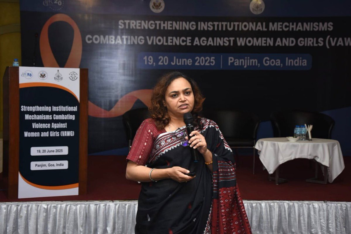 Rnetism's tweet photo. Sonali Patankar, our Founder &amp; CEO, spoke at a 2-day workshop in Goa focused on strengthening policies &amp; systems to combat violence against women &amp; girls. She emphasized digital safety &amp; emotional support as key to ending online abuse. 

#VAWG #CyberWellness #GSCW #CPPR https://t.co/DW5iD27lmz
