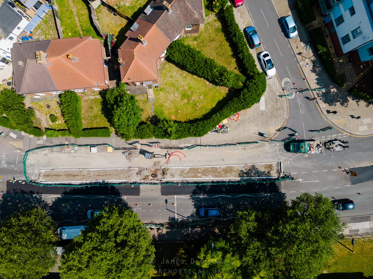 A look at the Southend Lane redevelopments. The central reservation has been removed and crossings added or altered to prepare for new bus lanes. #highways #roadsafety #bellingham #southendlane