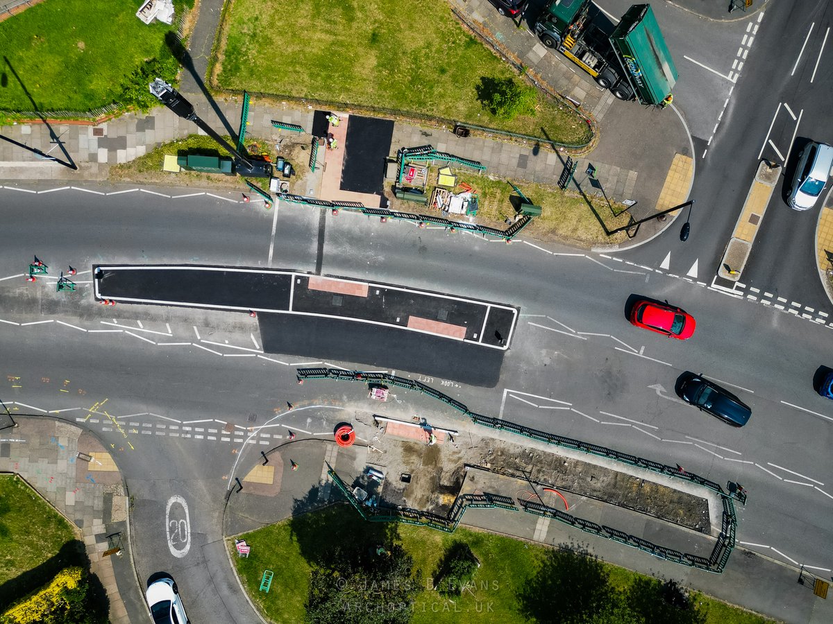 Archoptical tweet media