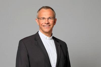 Prälat Dr. Peter <a href="/Klasvogt/">Peter Klasvogt</a>, bisheriger Direktor der Kommende Dortmund (<a href="/Kommende_DO/">Kommende Dortmund - Gesellschaft gerecht gestalten</a>) und der Katholischen Akademie Schwerte wird Rektor des Campo Santo Teutonico in Rom! Hier kommen Sie zur offiziellen Pressemeldung des Erzbistums Paderborn:

tinyurl.com/d2eenr7k
