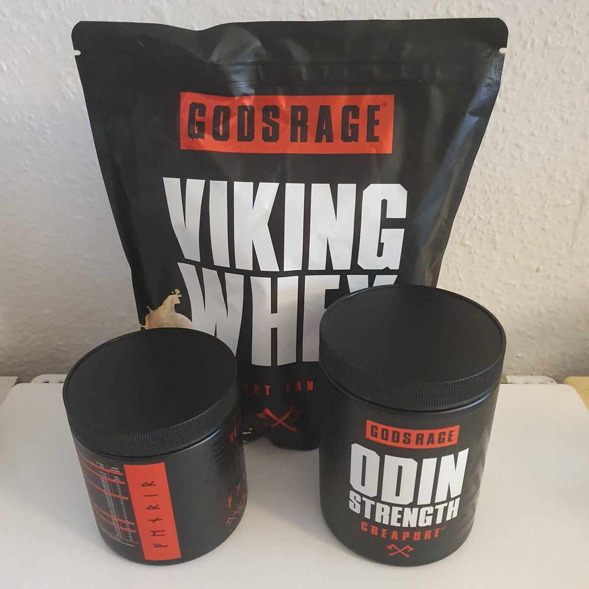 archivierteNZ's tweet photo. Heute eine stolze Lieferung von #GodsRage bekommen. #Stolzmonat 🇩🇪 https://t.co/kAz1lJqx7M