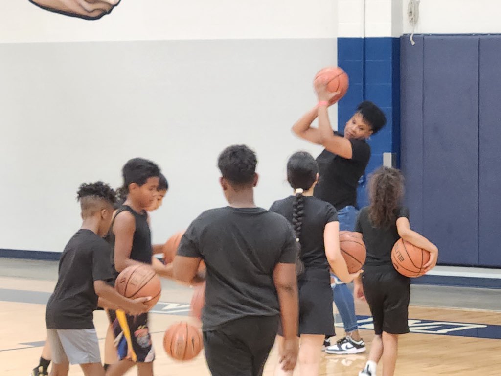 Irving ISD Athletics (@iisdathletics) on Twitter photo Thank you to all the volunteers who devoted time to pour into future <a href="/IrvingISD/">Irving ISD</a> basketball players last Friday and Saturday. The kids and adults had a blast. ❤️💛💙🏀 Thank you to all the volunteers who devoted time to pour into future <a href="/IrvingISD/">Irving ISD</a> basketball players last Friday and Saturday. The kids and adults had a blast. ❤️💛💙🏀