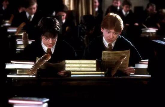 항상 시험지 받자마자 론처럼 됨