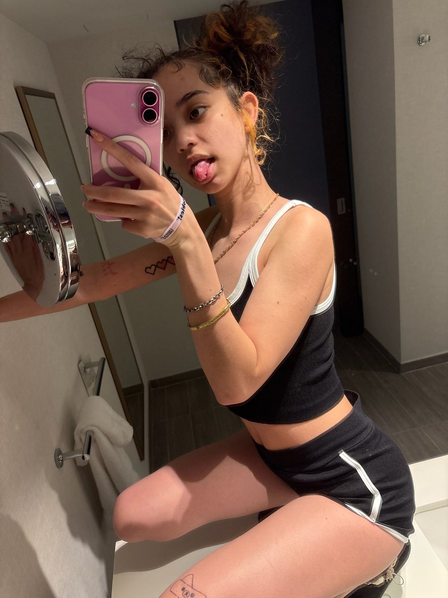 say 'hi' and check ur dms in 5 mins