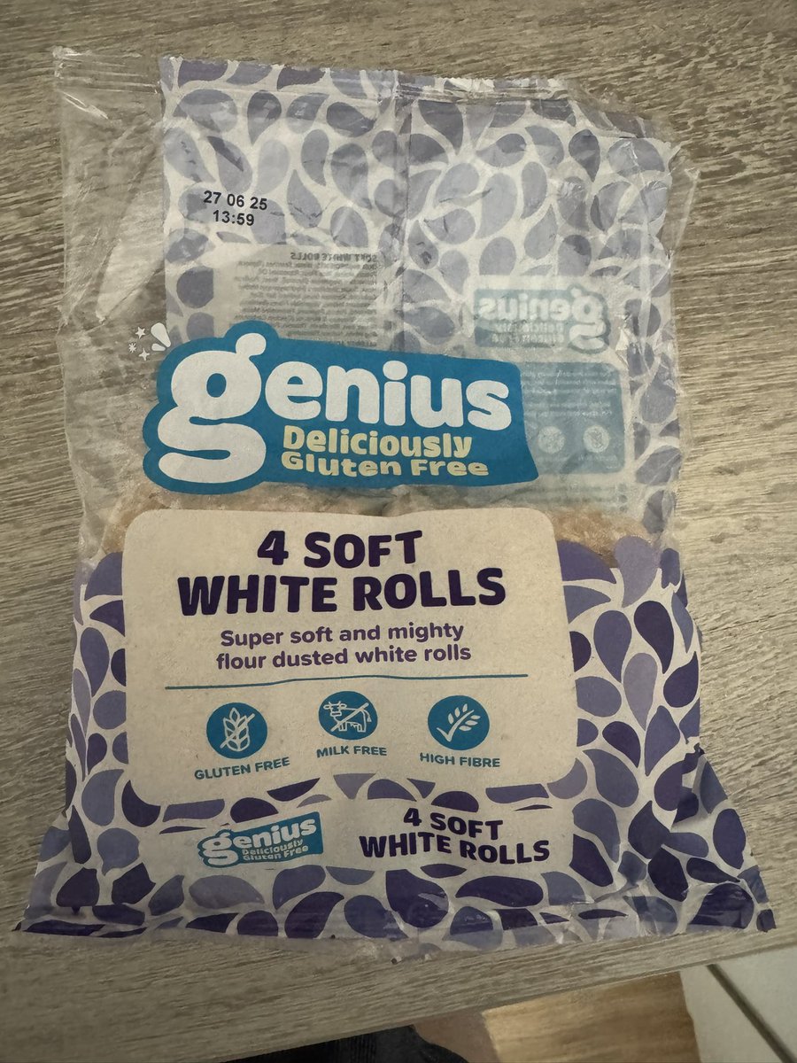 vulcanhappy's tweet photo. @sainsburys I bought this pack of rolls from my local Sainsbury’s store on 19/06/25. 
I opened the packet yesterday evening,ate 2 of them and then discovered that they are mouldy!!! https://t.co/jN1UYrauIl