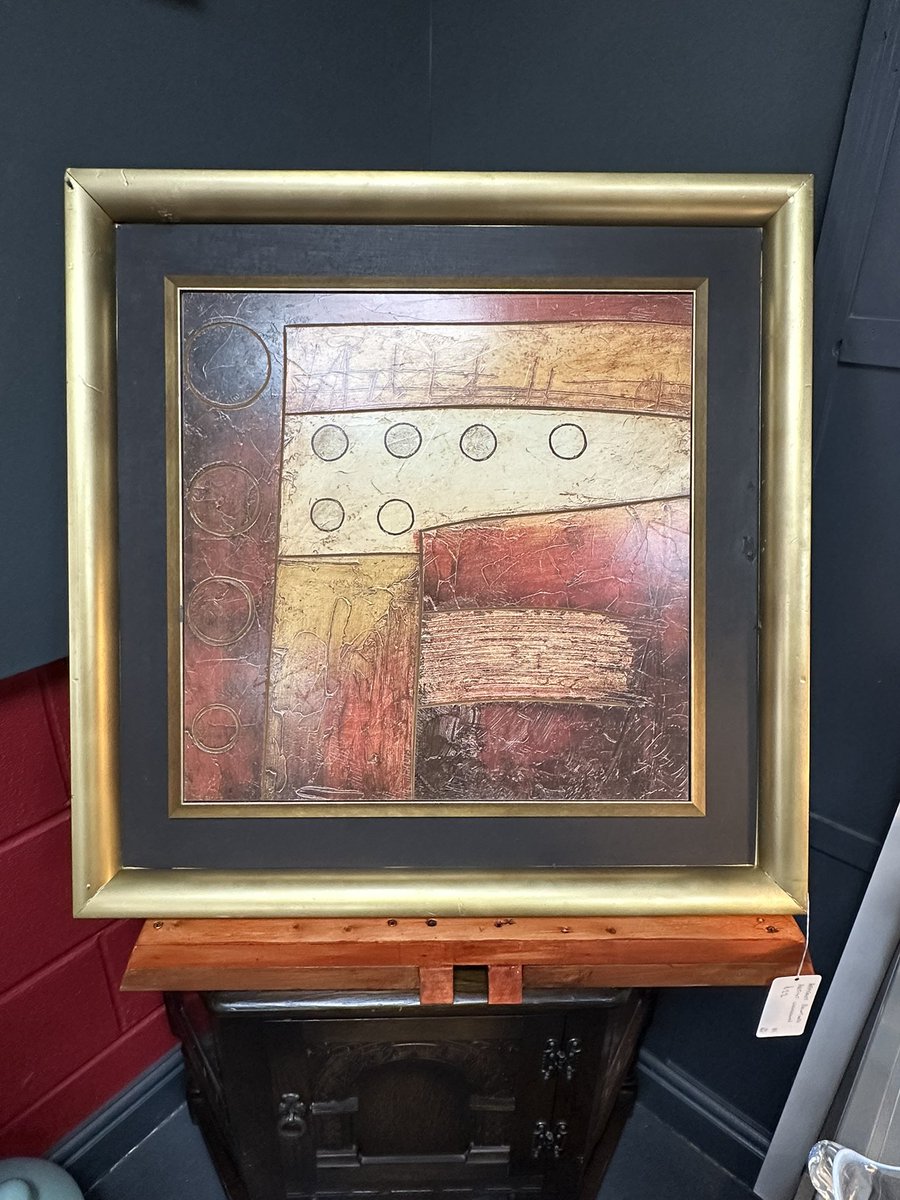 astraantiques's tweet photo. Add a wall of interest with this affordable abstract painting from unit 89. #abstractpainting #paintings #interiors #abstract #homestyle #unknownartist #astraantiquescentre #hemswell #lincolnshire https://t.co/V8p2X8W0lb