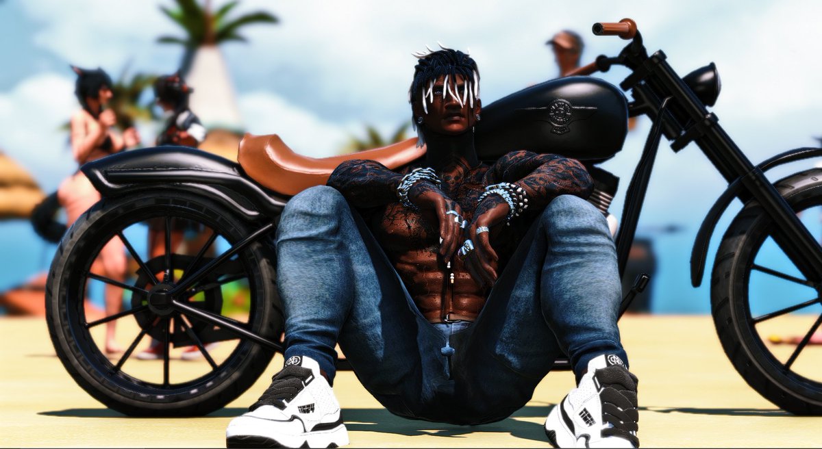 So many sexy people around
but it's time to leave for today..
#ffxivsummerbash #GPOSERS