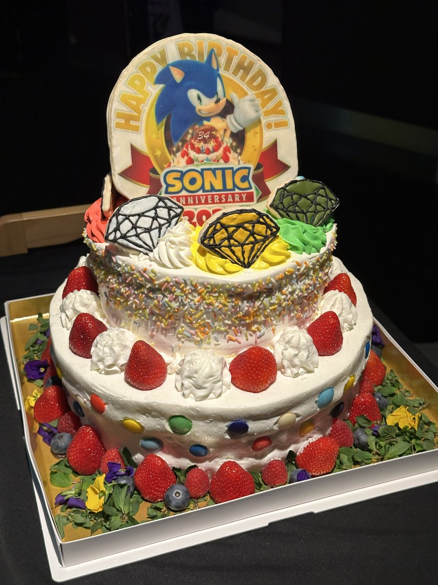 「#ソニステ！」公開生放送終了いたしました！🌟

会場にお集まりいただいたみなさん
オンラインでご視聴いただいたみなさん
本日はソニックの誕生日をお祝いしてくださり、本当にありがとうございます！✨

これからもソニックシリーズへの応援をよろしくお願いいたします！💖