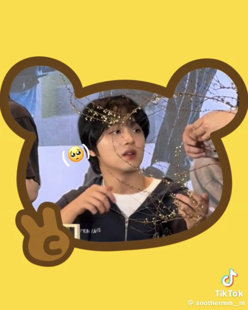 พิ่กาดแกะๆของเย่นให้หนุหน่อยน้าา🥺🥺 แต่ๆมะเอาไปน้า แกะแย้วกะเอามาให้หนุเย่น หนุขอๆ 🥺🥺🥺🥺🥺🥺

เอ็นดูอ่าาาาา ตาแป๋วมองซองสุ่มของเล่นㅠㅠㅠ